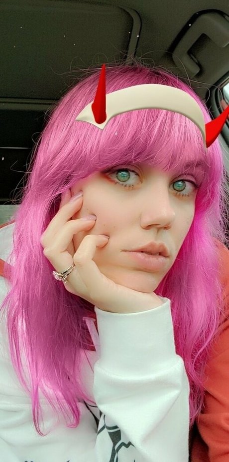 brattty succubus beautiful pornstar photo