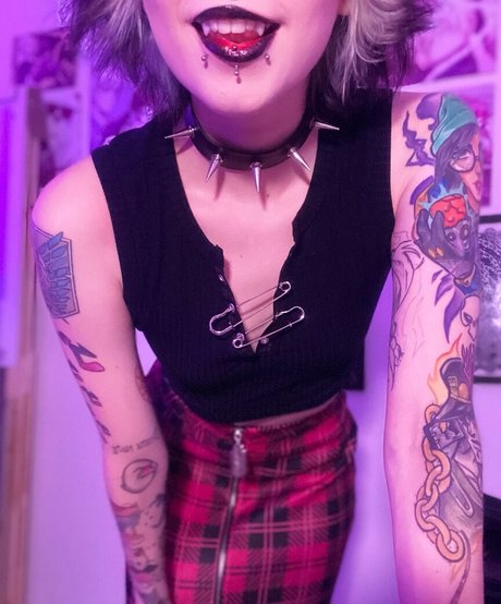 Luh Setra pretty model images