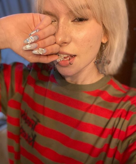 Luh Setra free model pictures