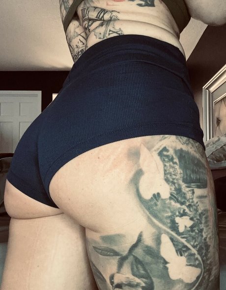 Leigh Wolfe xxx star photo