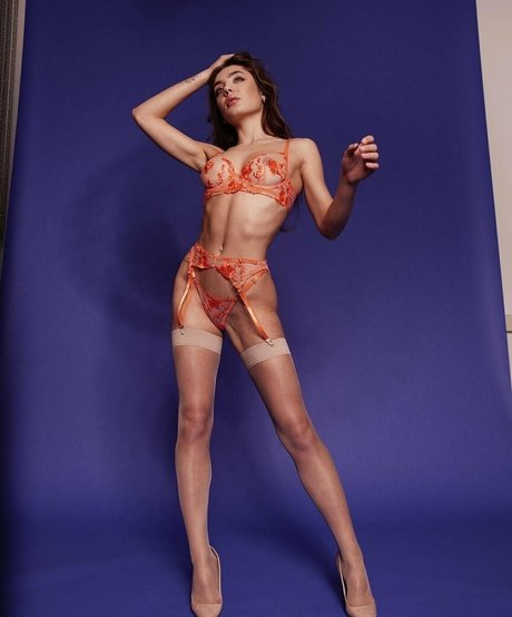 vallybunny actress galleries