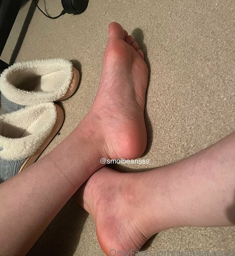 smolbeansss star high quality pic