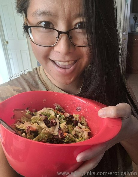 eroticalynn naked pornstar pics