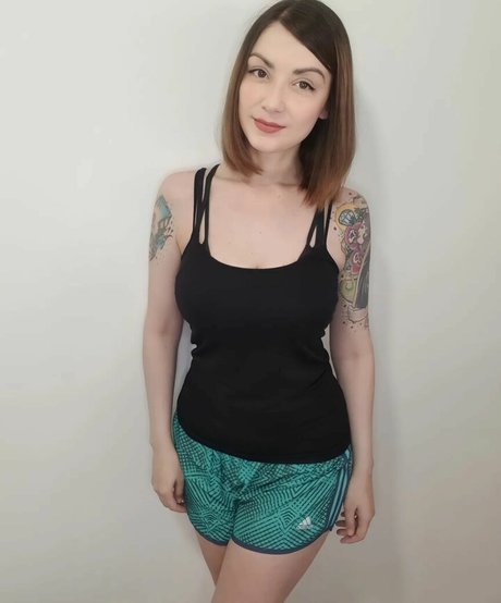 Thais joga free star image