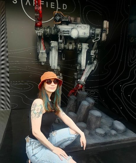 Thais joga pretty pornstar pictures