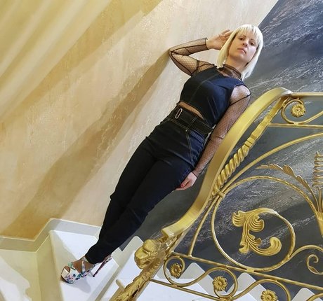 Anya87 erotic pornstar picture