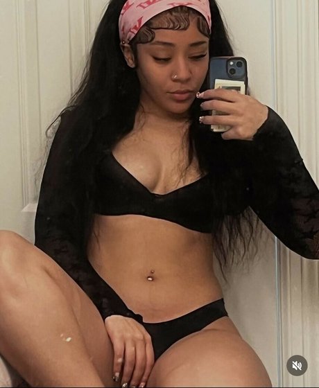 Isis Dior xxx star picture