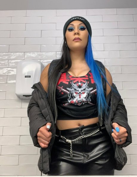 Mia Yim perfect model pic