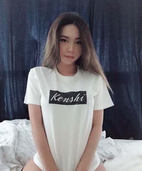 Jasmina pretty actress photo