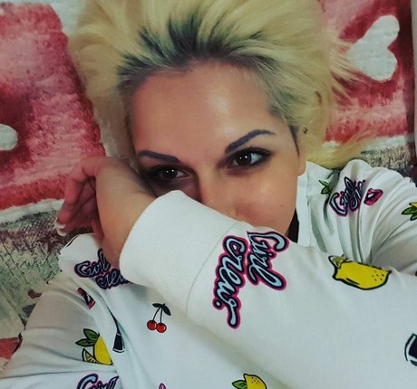 Valentina Morselli model free image