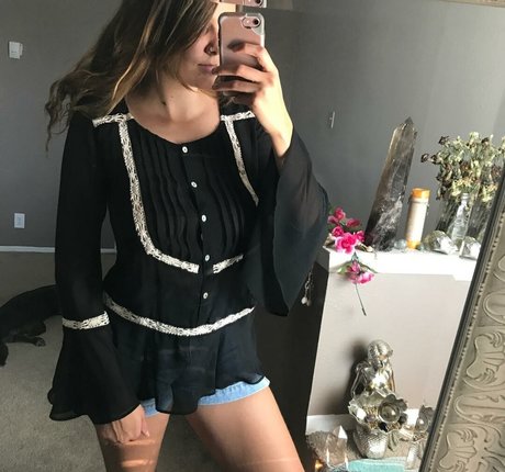 Autumn Brianne star pretty images