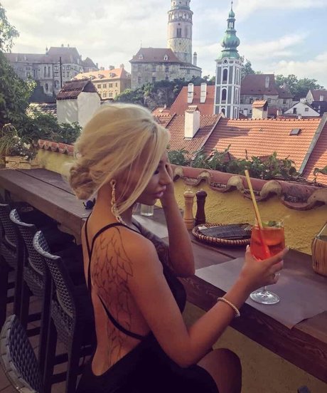 thick asian onlyfans hot images