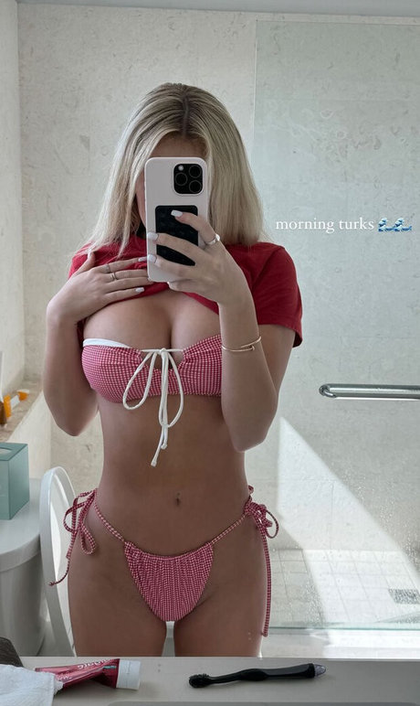 Br3ki3 Hll nice actress archive