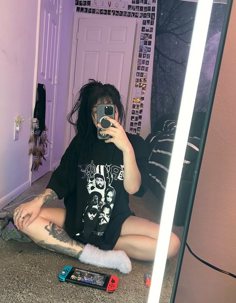 horrorwh0re model adult picture