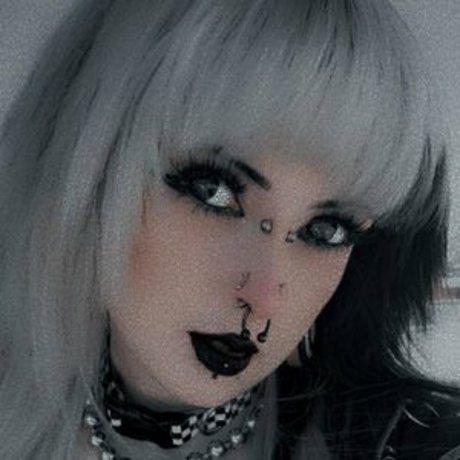 Emmamaybyte nude pornstar pictures