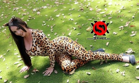 Kourtney Love perfect actress gallery