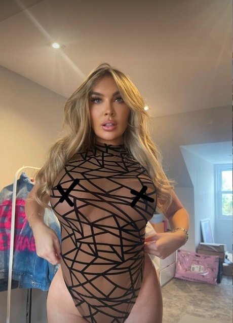 Brooke Lynette star pretty galleries