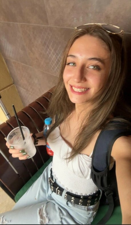 YellowMinimum6204 hd model galleries