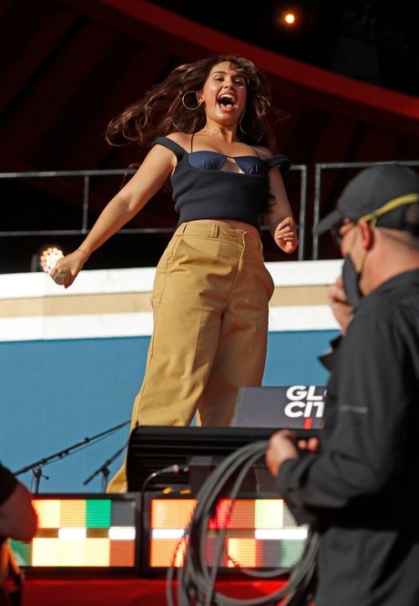 titty fuck onlyfans hot naked pic