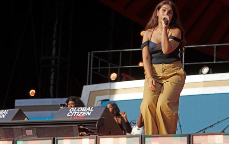 Alessia Cara model pretty photo