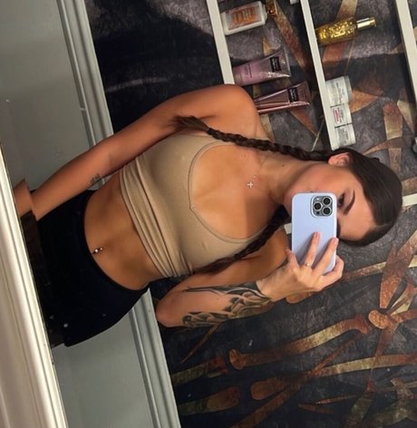 Chalina l hd pornstar gallery