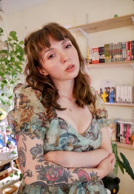 Qcknd porn model gallery