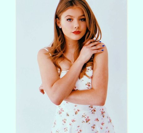 Kerri Medders hot star pictures