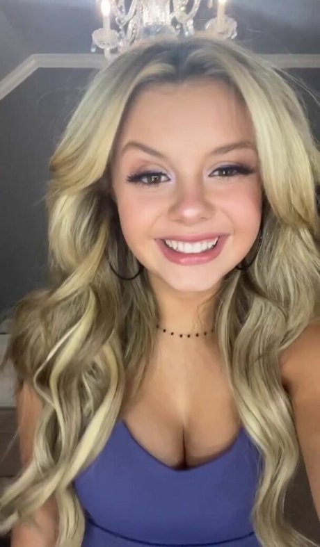 Mallory James Mahoney high quality star image