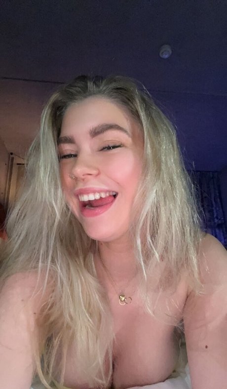 Bouncyloon sex model galleries