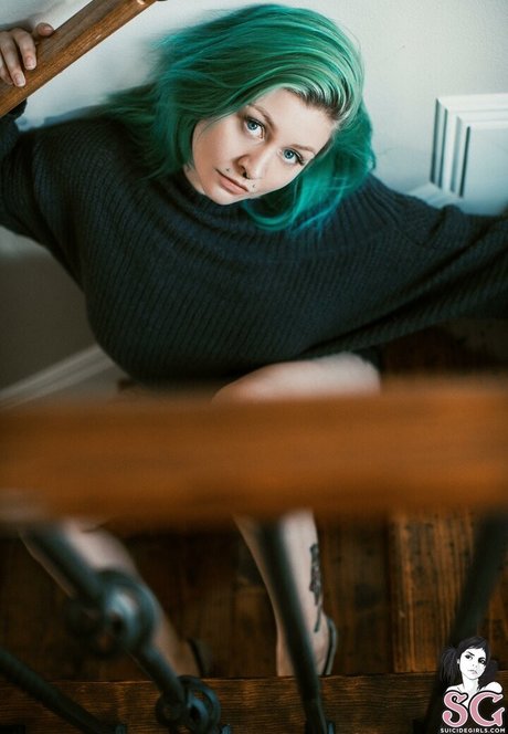 Chalkmoon beautiful model photos