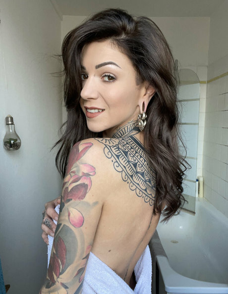 saggy milf onlyfans art porn archive