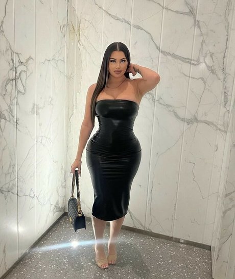 Brielez1 exclusive star image