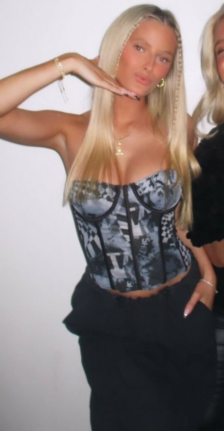 Annika Peterson xxx model pictures