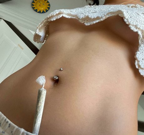 nosheylin model art photos