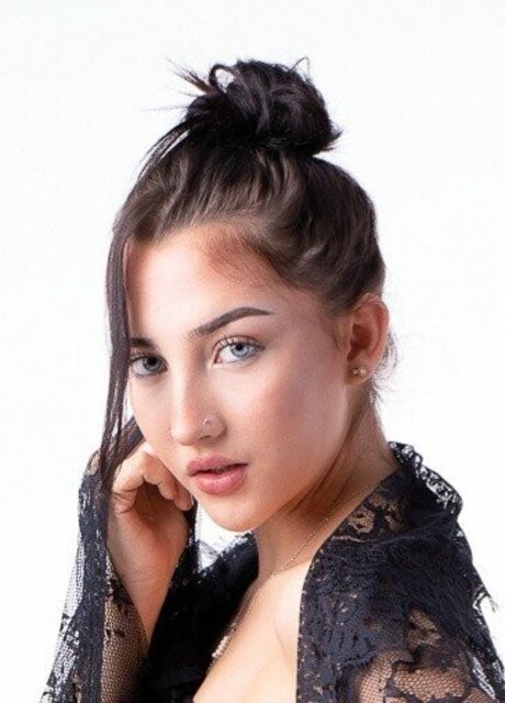 Abalil7 Abbililli free pornstar gallery