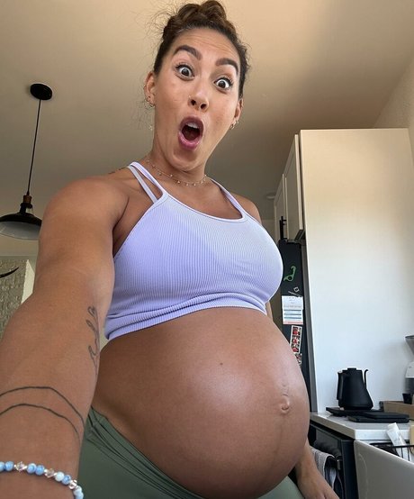 Hannah Eden Fitness star pornographic picture