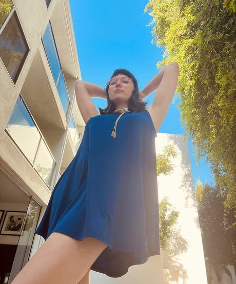 NurseHuckleberry pornstar exclusive pics