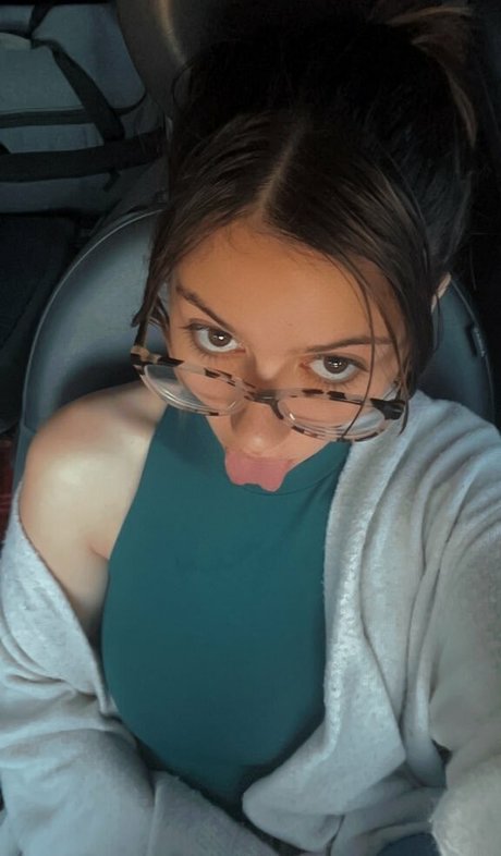 Ellie Nova beautiful actress photos