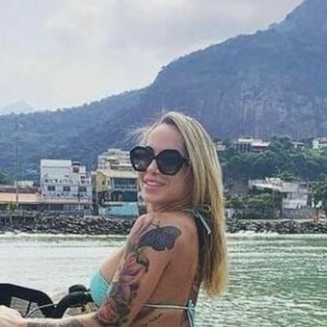 Bianca Domingues star hot image