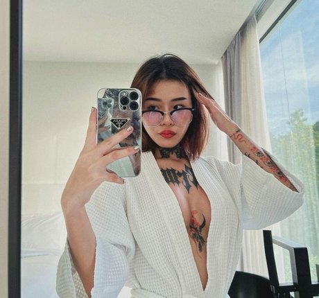 Gupgiiiiift star naked image