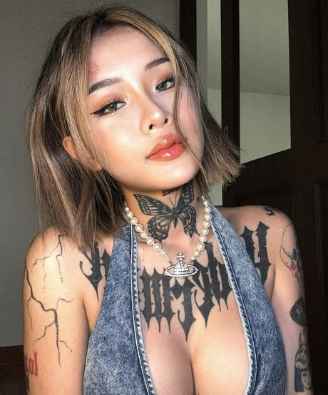 sexy mom onlyfans sexy nudes pictures