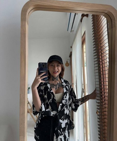 Gupgiiiiift art pornstar picture