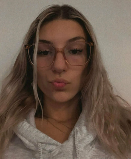 xoxambs exclusive actress pics