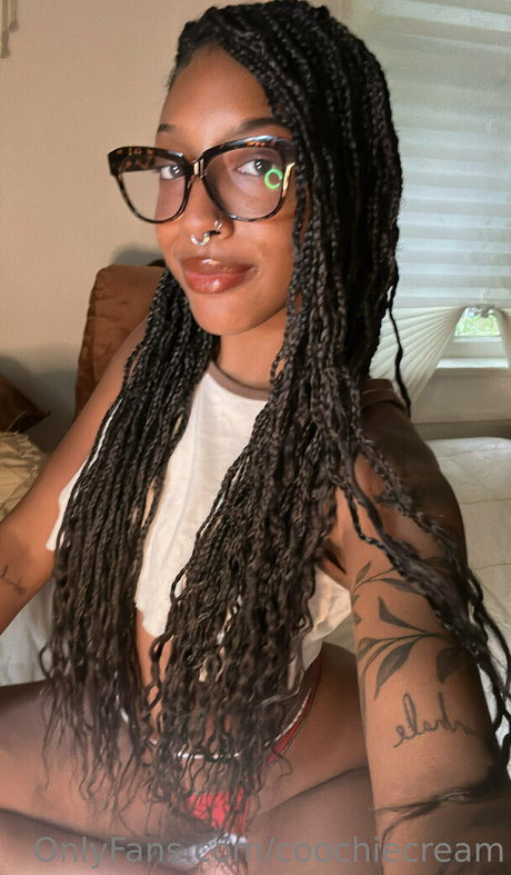 Juice Box Bri sexy star photos