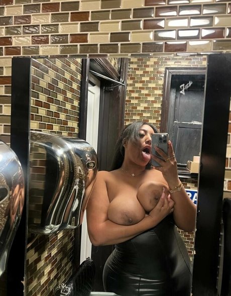 May Santana free pornstar pictures