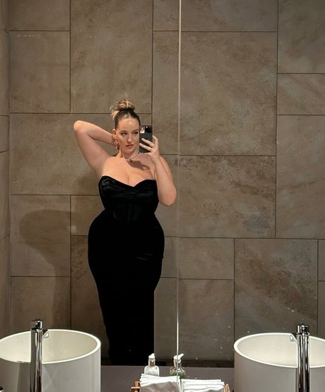 Joann Van Den Herik pornstar sexy archive