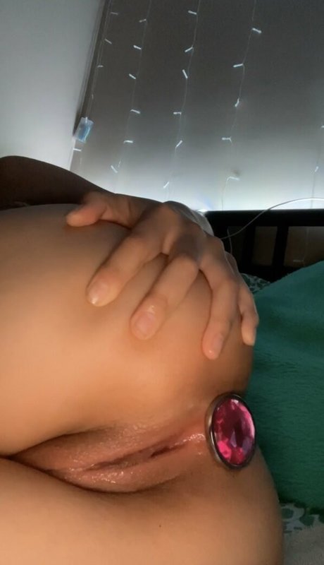 Nizhoni Begaye pornstar beautiful pic