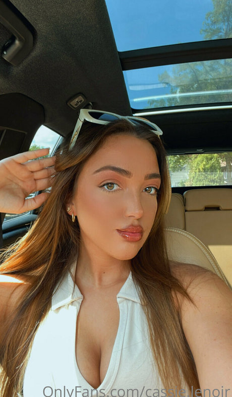 Cassie Lenoir pornstar sex galleries