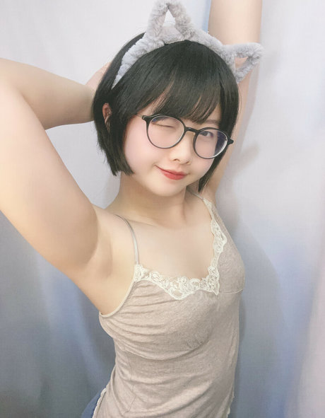 Kurosamess model nude pictures