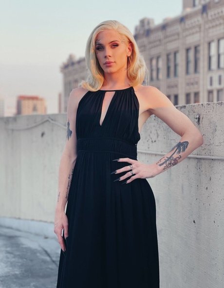 LanaSummersXO exclusive star pics